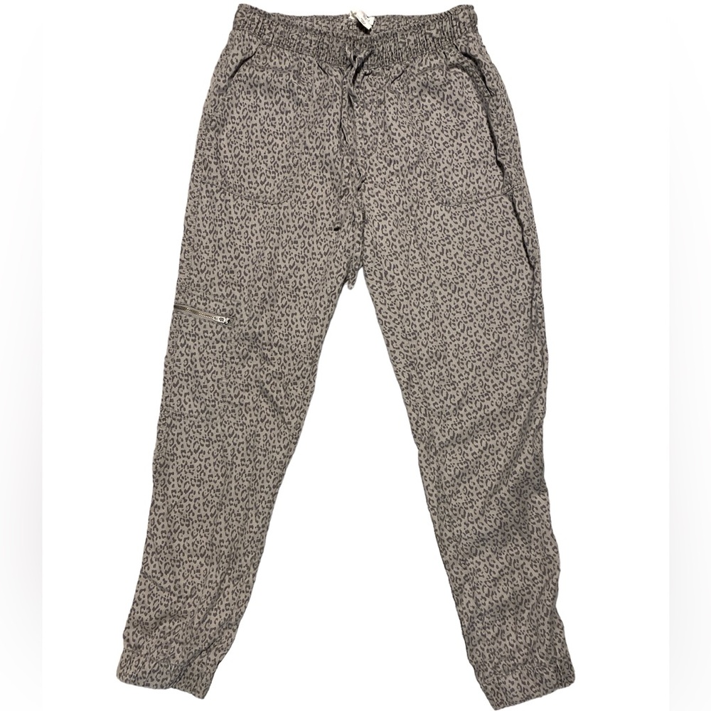Nicole Miller | Leopard Cargo Joggers Size S Black & Gray